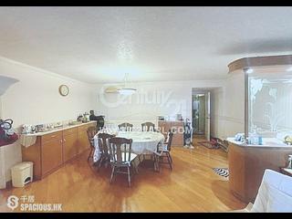 Pok Fu Lam - Baguio Villa 03