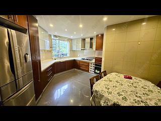 Mid Levels Central - Tregunter Block 2 06