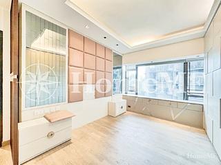 Mid Levels Central - 11, Macdonnell Road 07