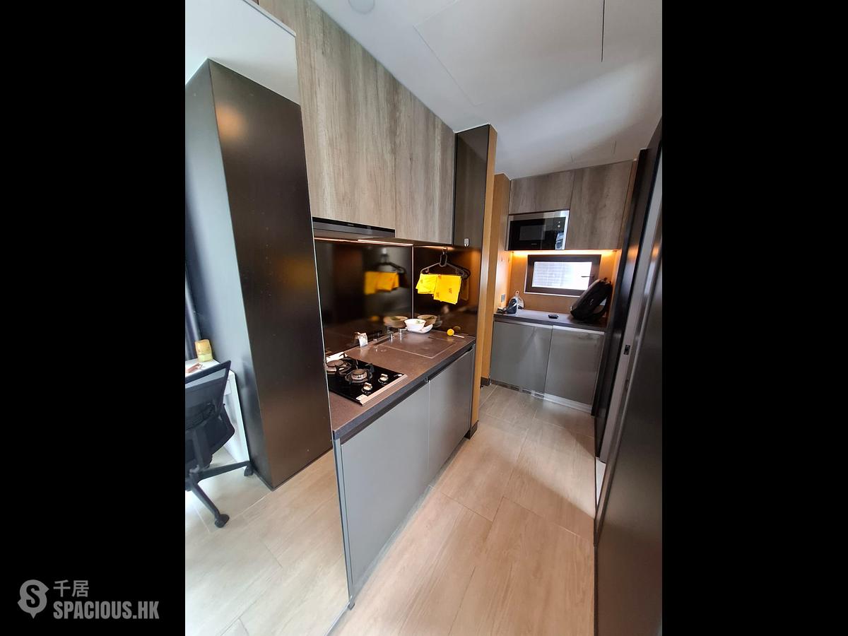 North Point - One Prestige 01