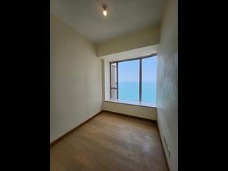 Kennedy Town - Cadogan 06