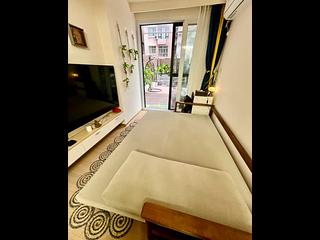Sai Ying Pun - Yuk Ming Towers Block 1 04