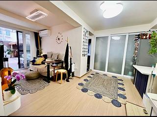 Sai Ying Pun - Yuk Ming Towers Block 1 05