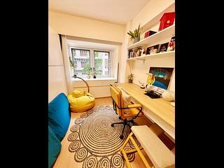 Sai Ying Pun - Yuk Ming Towers Block 1 09