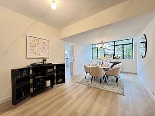 Mid Levels Central - Pine Court 03
