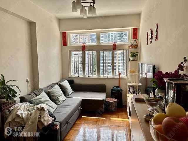 Sai Ying Pun - Silver Court 01