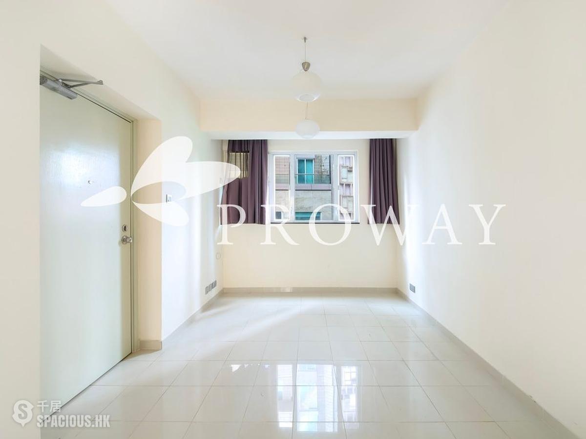 Mid Levels West - Bonanza Court 01