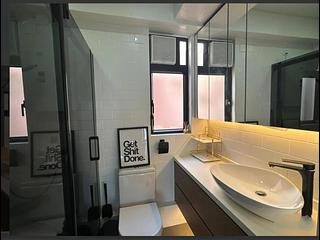 Kennedy Town - Serene Court 02