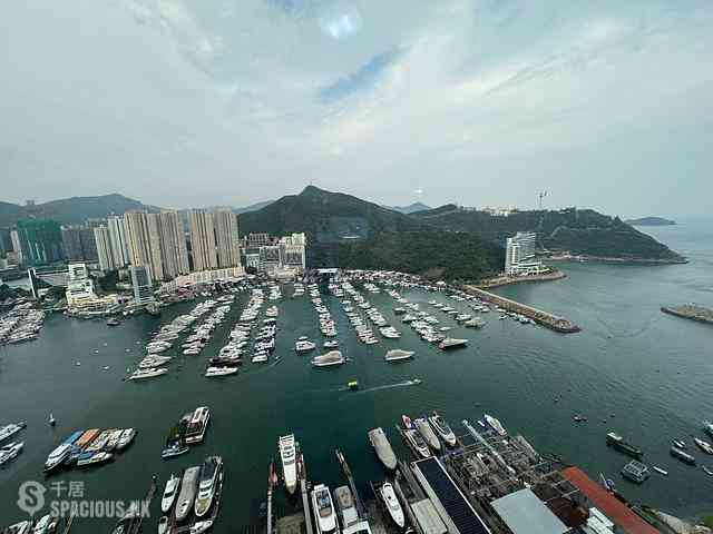 Ap Lei Chau - Larvotto Block 6 01