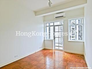 Mid Levels Central - Pak Fai Mansion 05