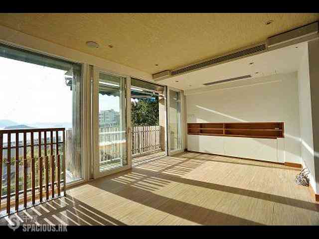 Chung Hom Kok - Hillgrove Block A 03