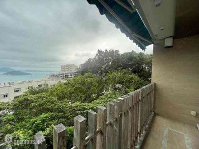Chung Hom Kok - Hillgrove Block A 04