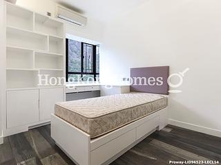 Mid Levels Central - Elegant Terrace 07