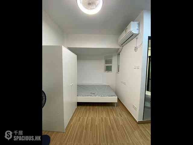 Mong Kok - Lee Kwan Building 02