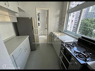 Mid Levels Central - 38A, Kennedy Road 09