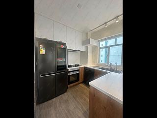 Soho - Caravan Court 02