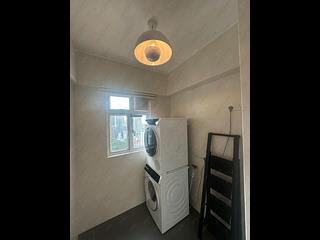 Soho - Caravan Court 05