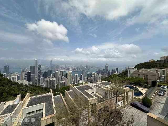 The Peak - Sky Court 03