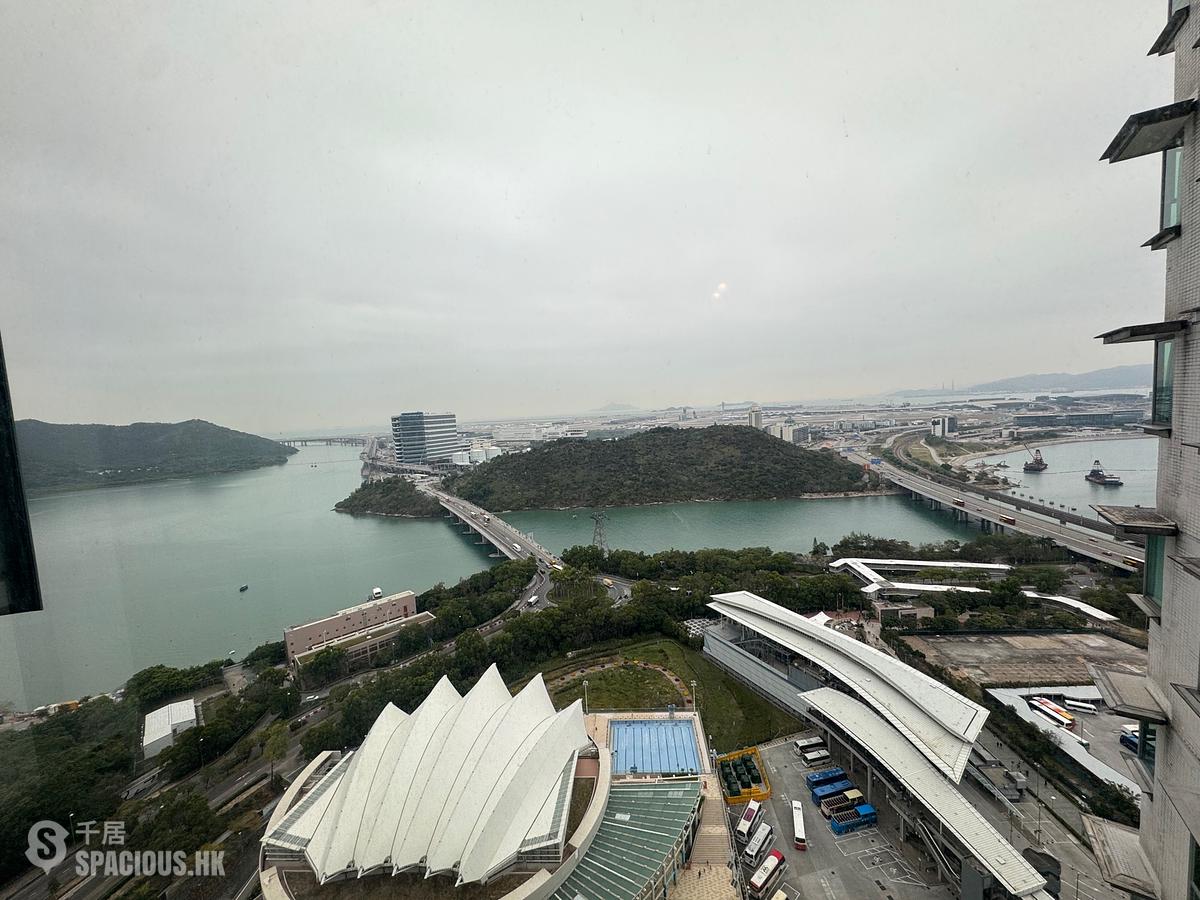 Tung Chung - Tung Chung Crescent Phase 2 Block 8 01