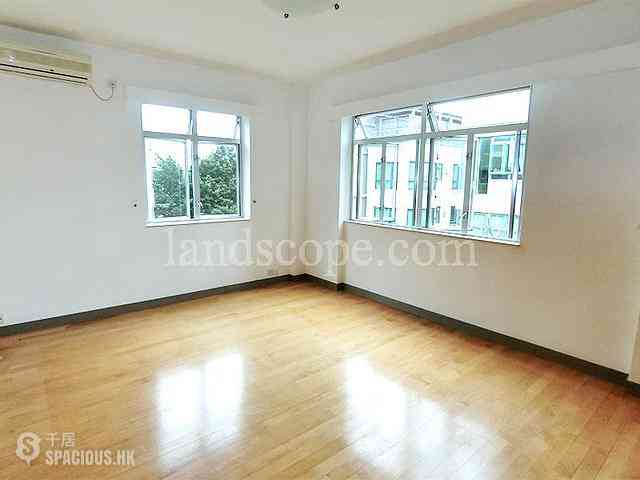 Pok Fu Lam - 18-22, Crown Terrace 03