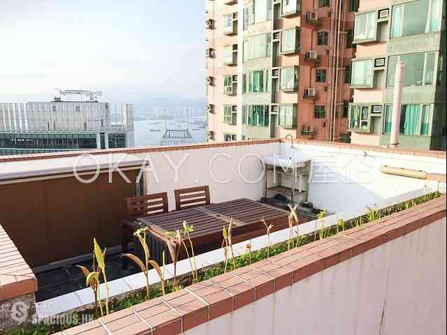 Sheung Wan - Queen's Terrace Block 2 01