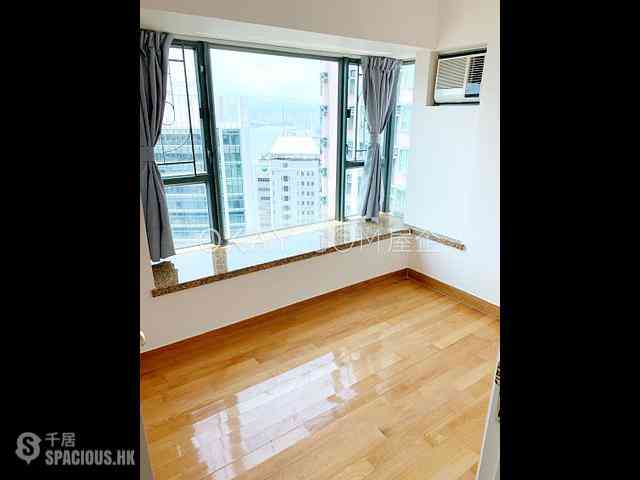 Sheung Wan - Queen's Terrace Block 2 06
