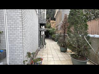 Tai Hang - Wah Fung Mansion 06