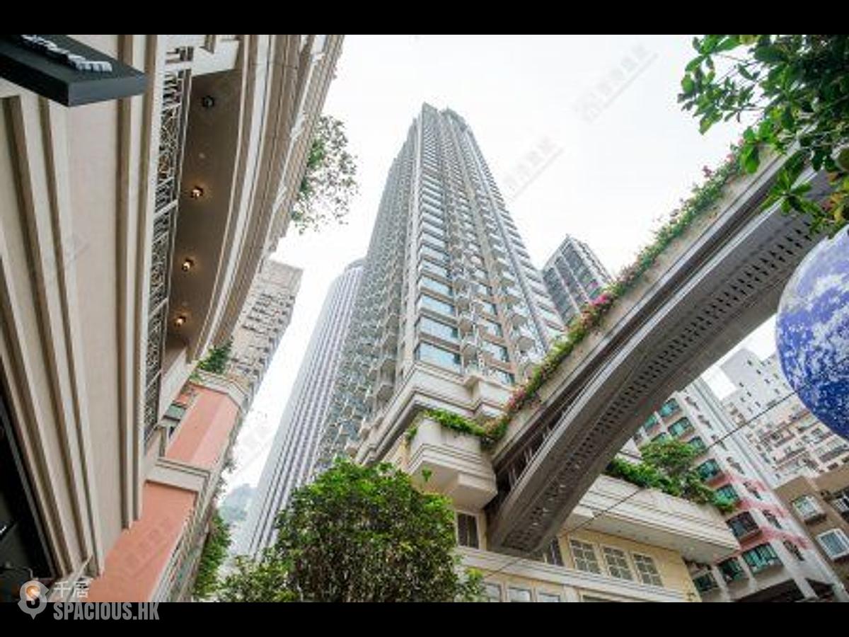 Wan Chai - The Avenue 01