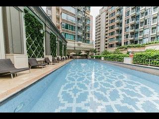 Wan Chai - The Avenue 03