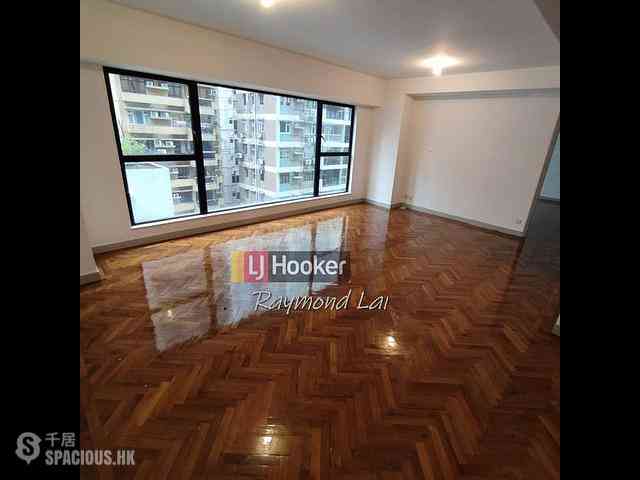 Mid Levels Central - 62B, Robinson Road 01