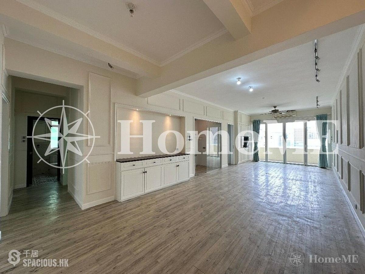 Mid Levels Central - Best View Court 01