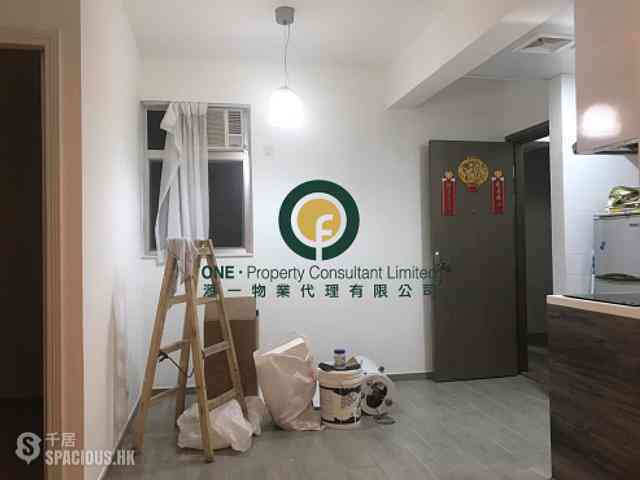 Sai Ying Pun - Lai On Building 03