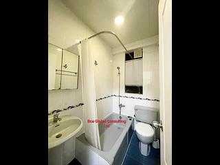 Mid Levels West - Hing Wah Mansion Block A 08
