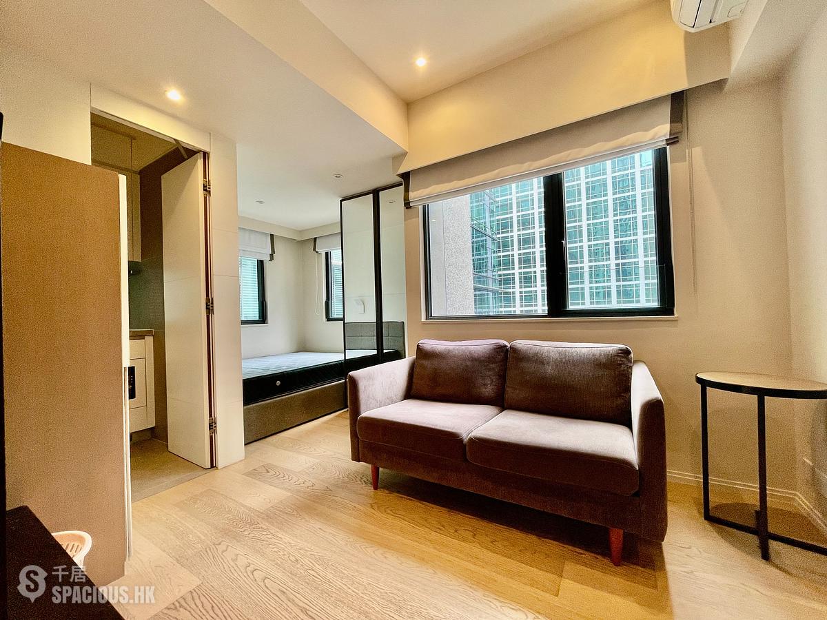 Wan Chai - Vincent Mansion 01