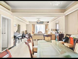 Mid Levels East - United Mansion 02