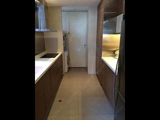 Tai Hang - Swiss Towers 02