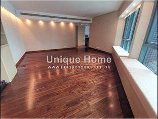 Mid Levels West - 80 Robinson Road 03