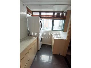 Mid Levels West - 80 Robinson Road 13