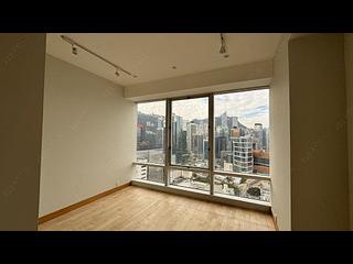 Wan Chai - Convention Plaza Apartments 03