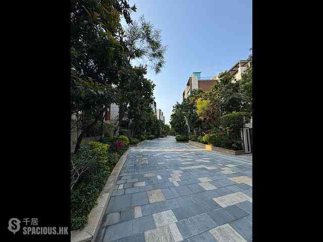 Yuen Long - Park Villa 02