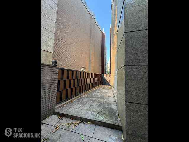Yuen Long - Park Villa 07
