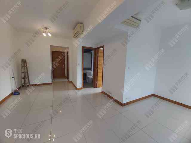 Kwai Chung - Primrose Hill Tower 3 02