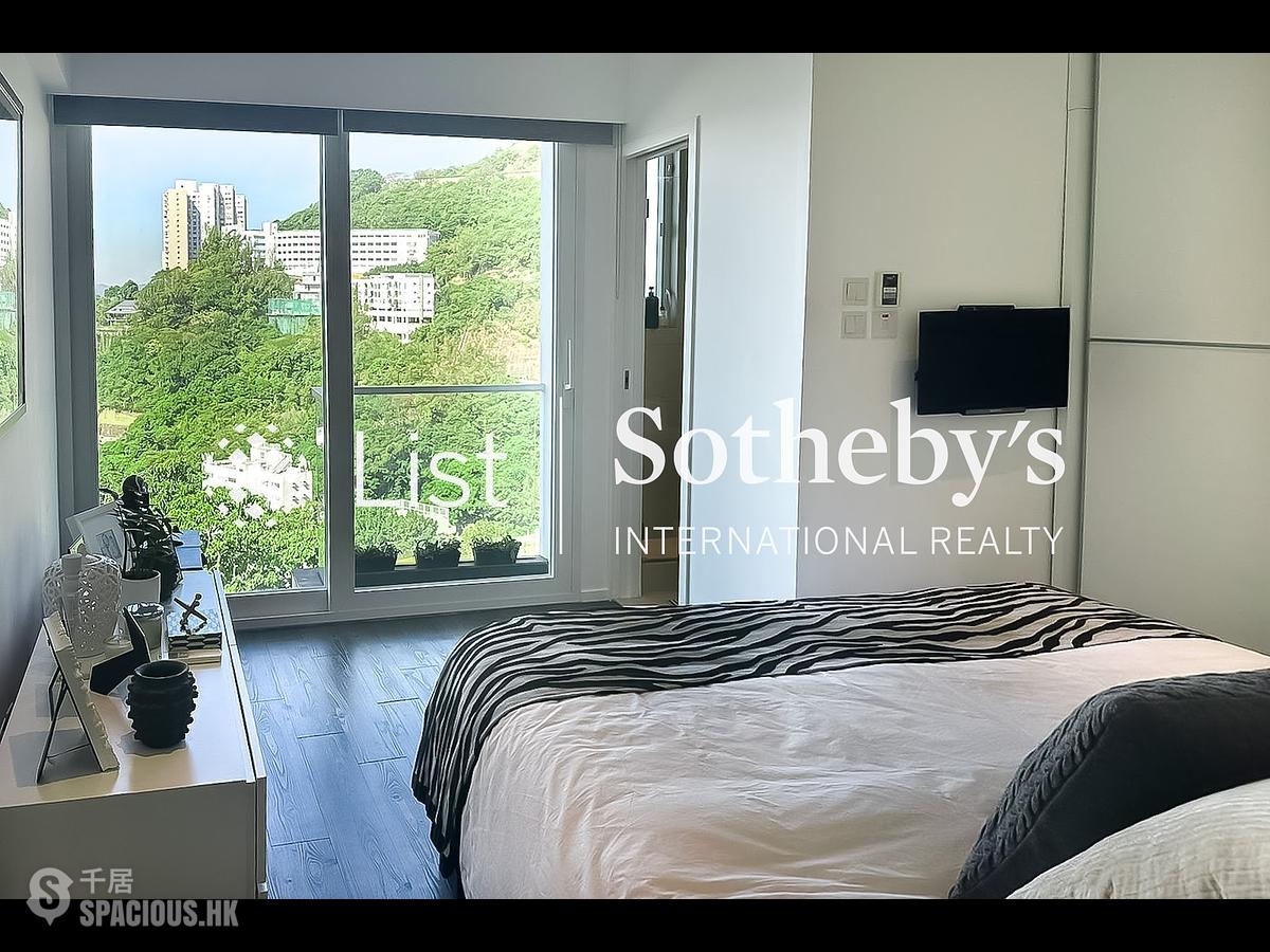 Pok Fu Lam - Bisney Terrace 01