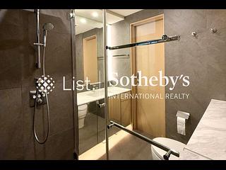 Mid Levels West - Realty Gardens 05