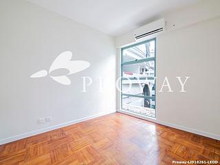 Pok Fu Lam - Bisney Terrace 07