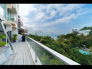 Pok Fu Lam - Bisney Terrace 02