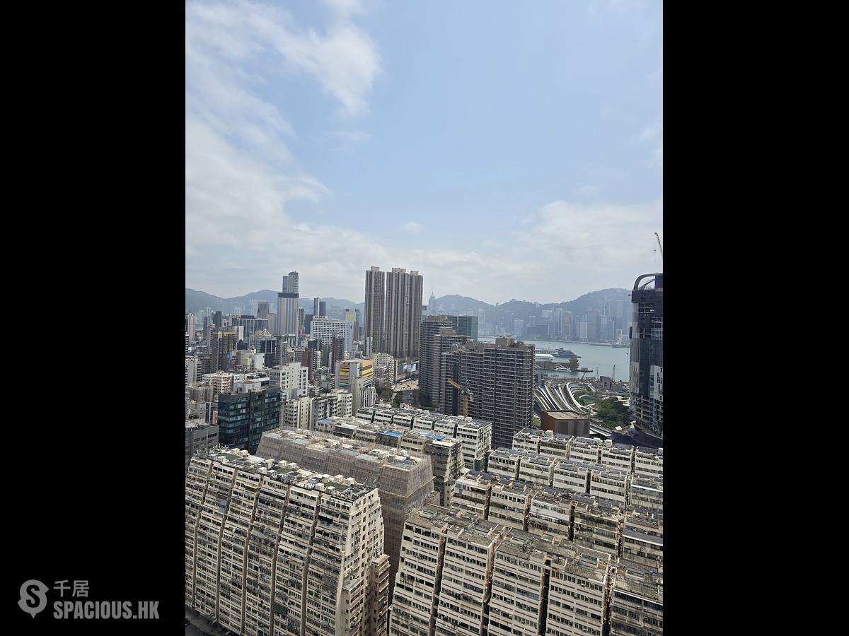 Yau Ma Tei - The Coronation Tower 7 01