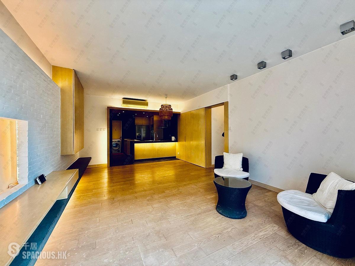 Mid Levels West - Realty Gardens Vienna Court (Block 5) 01
