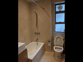 Mid Levels West - Realty Gardens Vienna Court (Block 5) 07