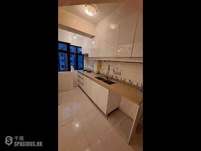 Tsuen Wan - Town Square Block A 04